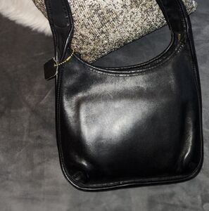 Chic small Black Leather shoulder Bag